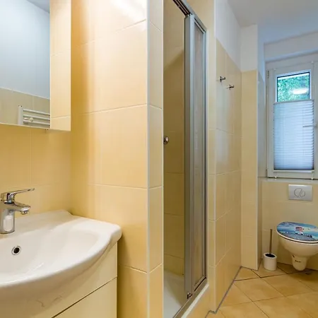 Διαμέρισμα 3 Karli *