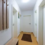 3 Karli アパート